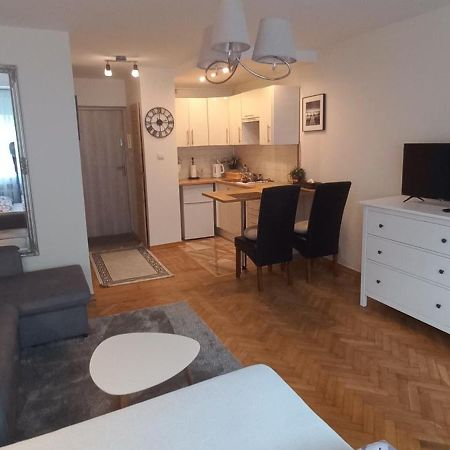 Warsaw Centrum Apartment Exterior photo
